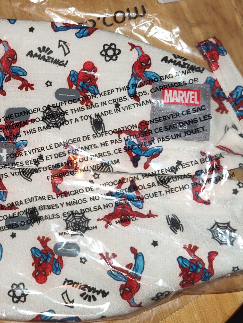 Figs X Marvel Spiderman Cap NWT - Picture 4 of 7
